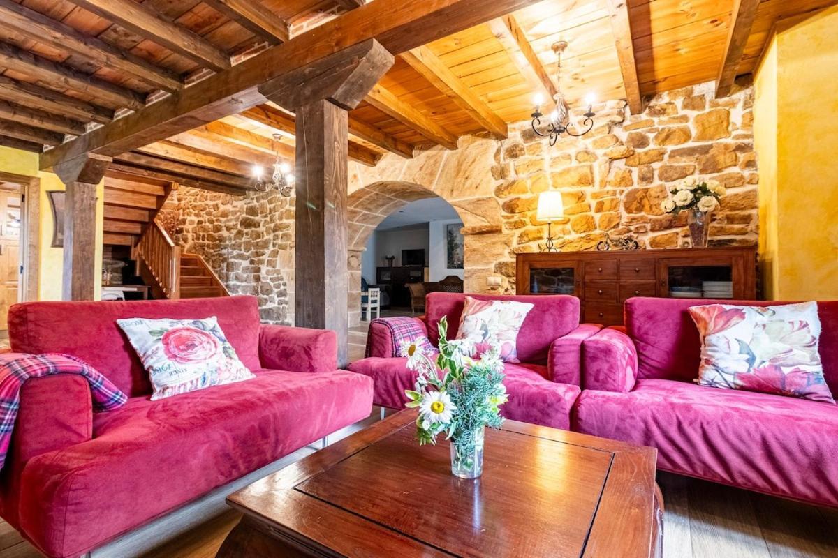 Casa De Pueblo Las Golondrinas De Luena San Miguel de Luena Ngoại thất bức ảnh